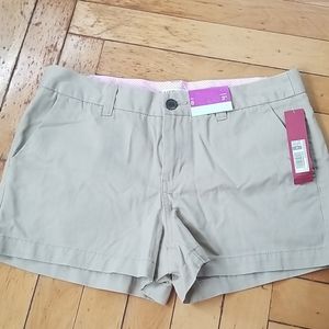 Khaki shorts NWT